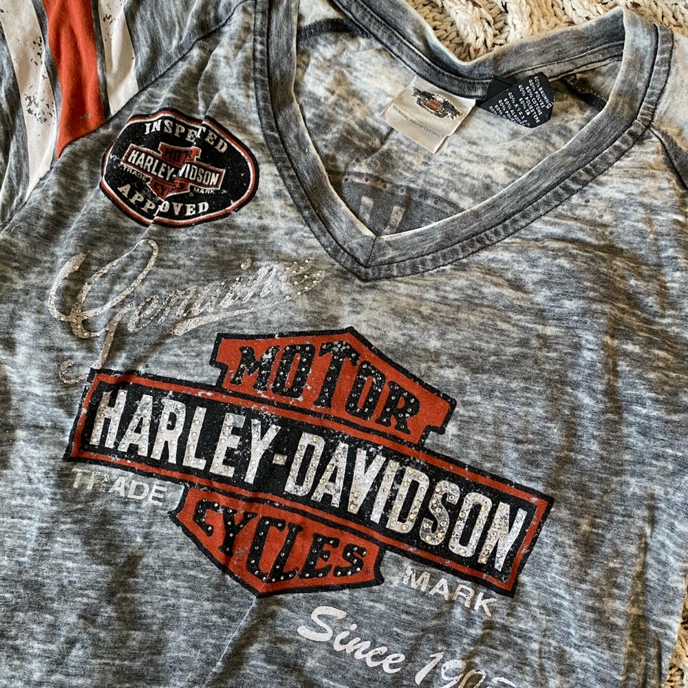 Harley Tee ⚡️